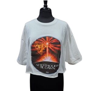 After Hours Til Dawn 2022 The Weeknd White Graphic Tee XXL XO Cropped T-shirt